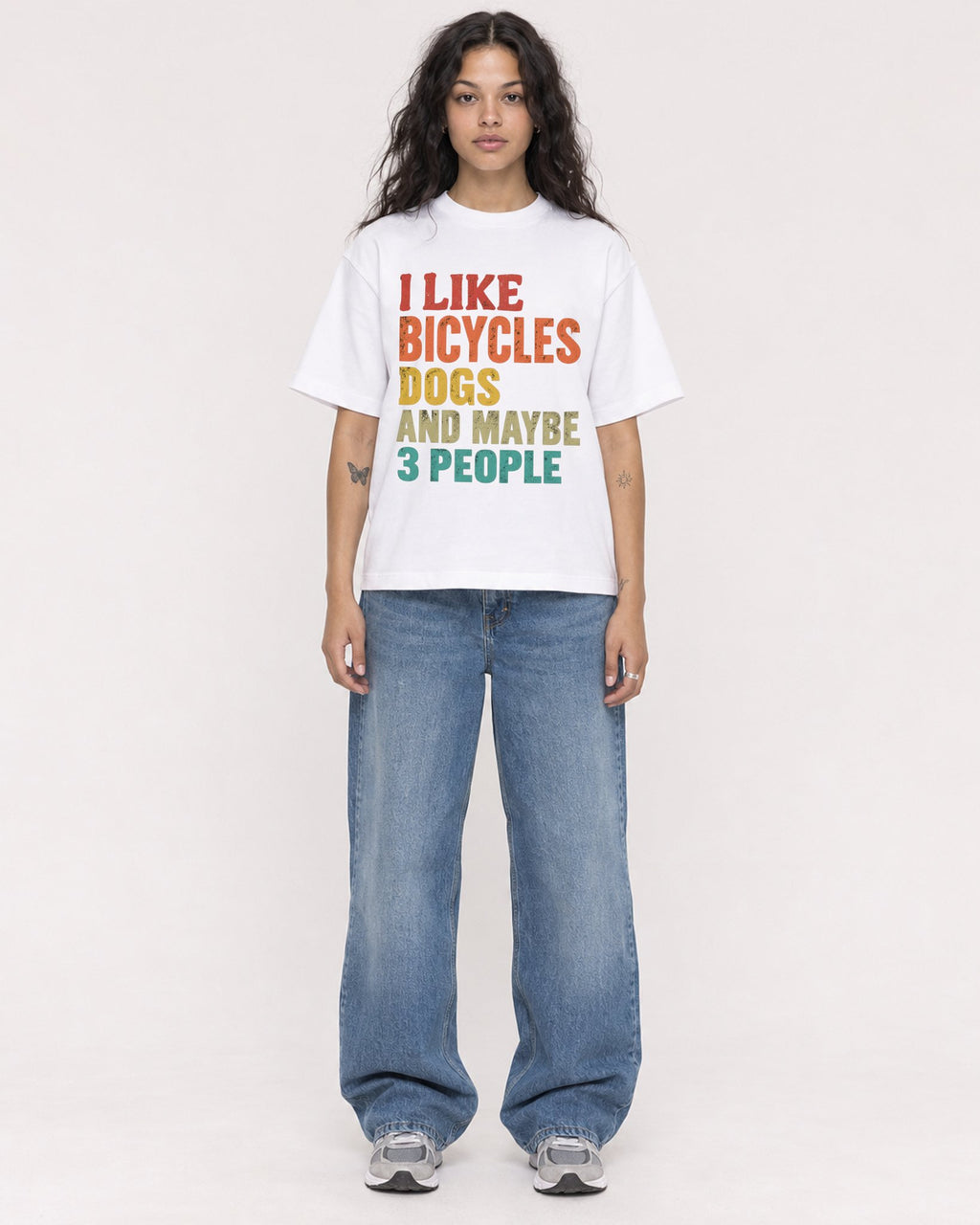 Mockup Boxy Heavyweight Tee White female full-body 30