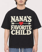 Mockup Boxy Heavyweight Tee Black male close-up 03