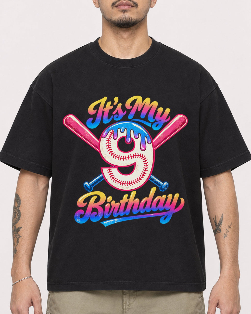 Mockup Boxy Heavyweight Tee Black male close-up 12