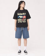 Mockup Boxy Heavyweight Tee Black female full-body 01