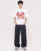 Mockup Boxy Heavyweight Tee White male full-body 01