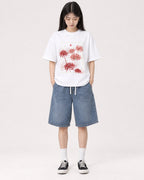 Mockup Boxy Heavyweight Tee White female full-body 01