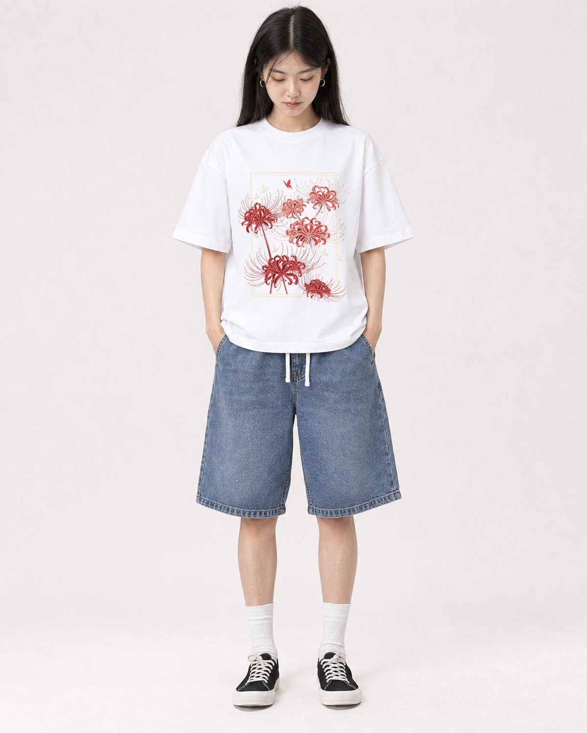 Mockup Boxy Heavyweight Tee White female full-body 01