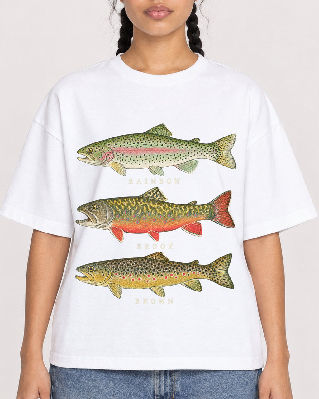 Mockup Boxy Heavyweight Tee White female close-up 50