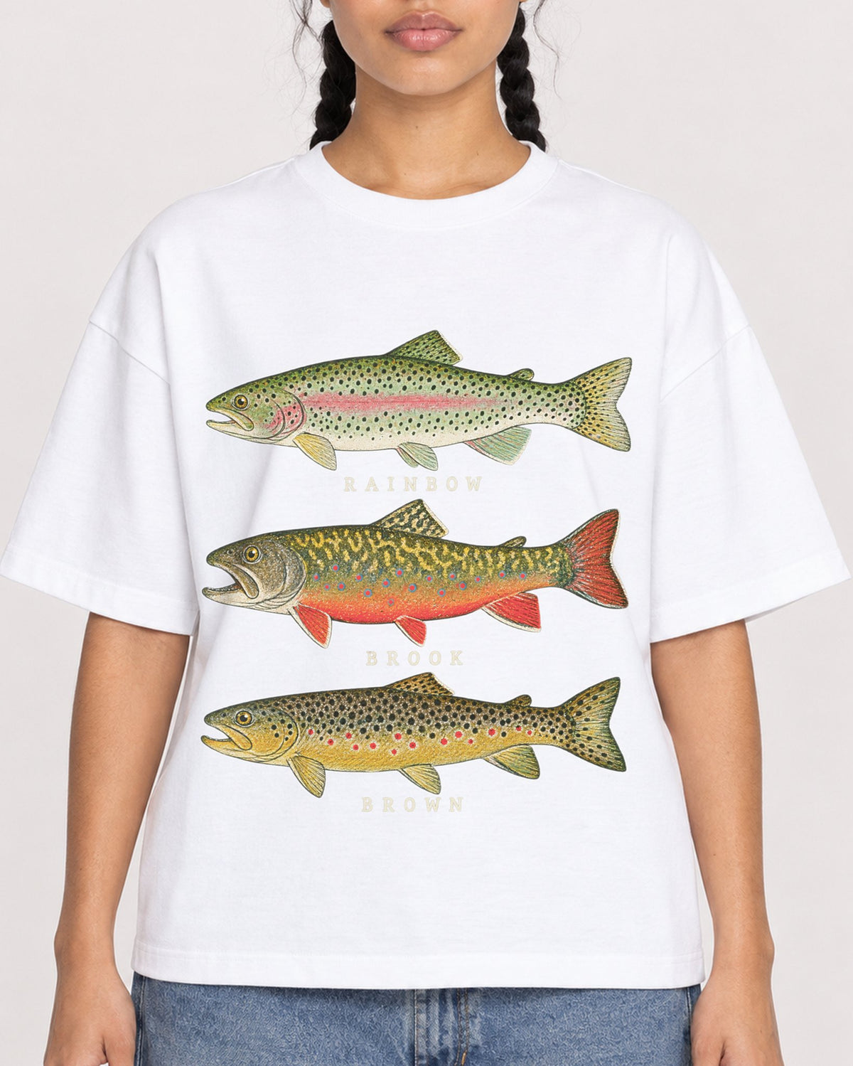 Mockup Boxy Heavyweight Tee White female close-up 50