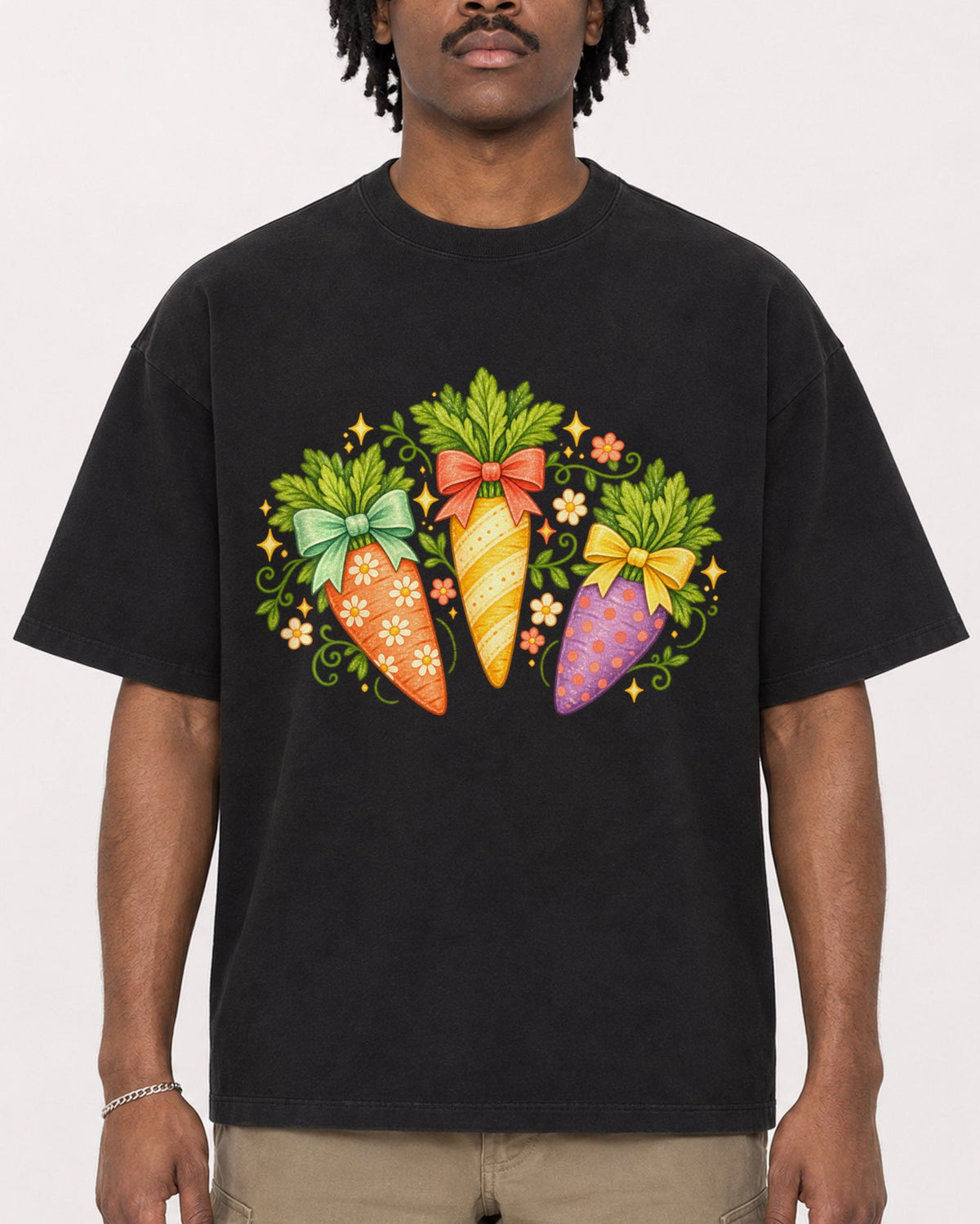 Mockup Boxy Heavyweight Tee Black male close-up 04