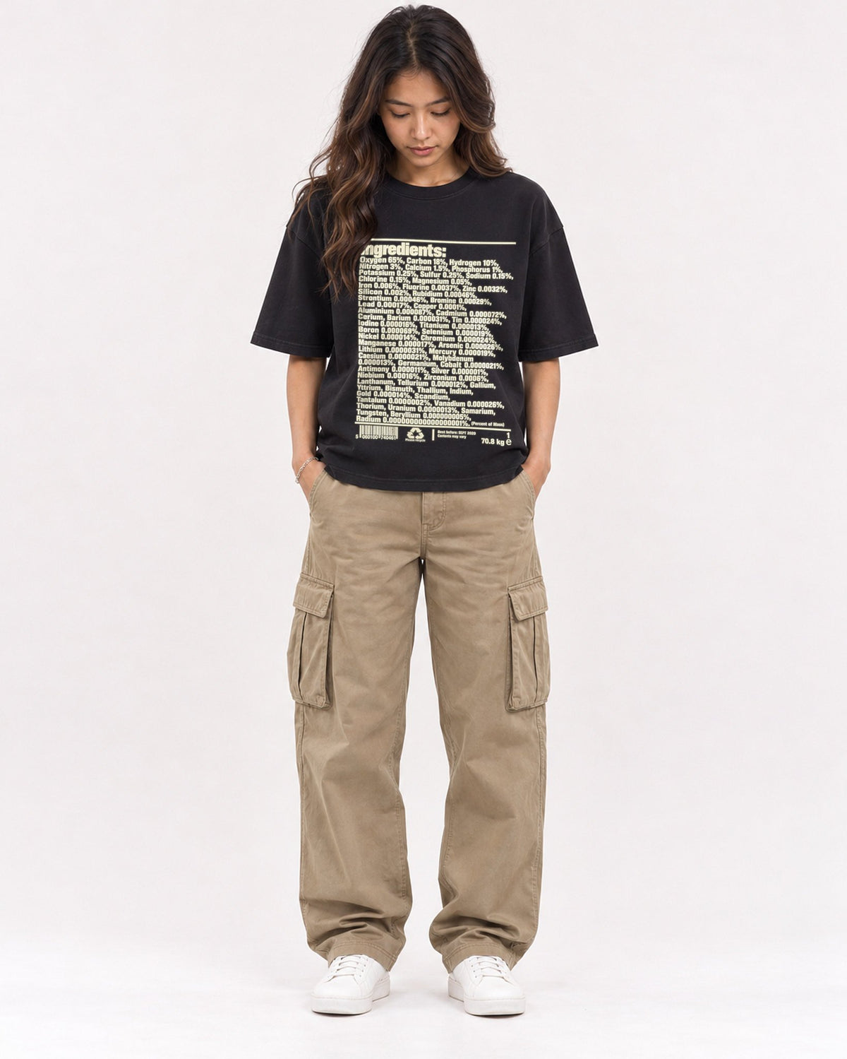 Mockup Boxy Heavyweight Tee Black female full-body 02