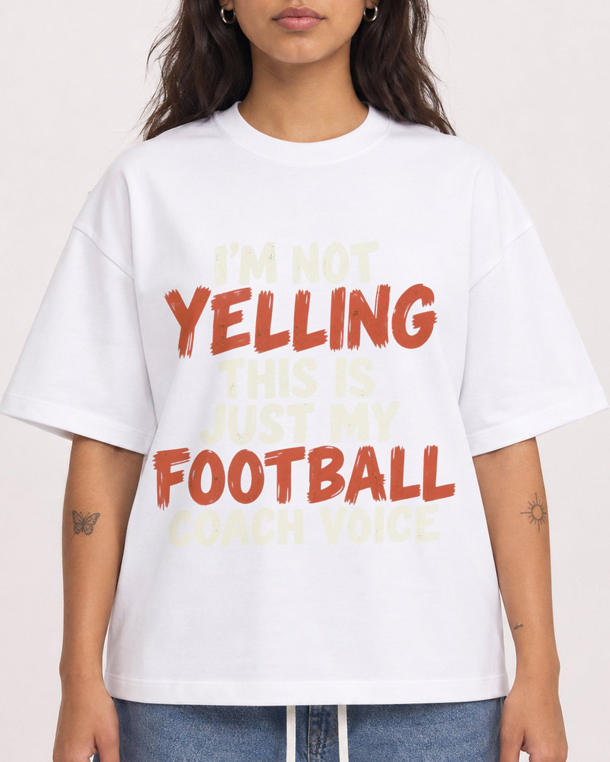 Mockup Boxy Heavyweight Tee White female close-up 06