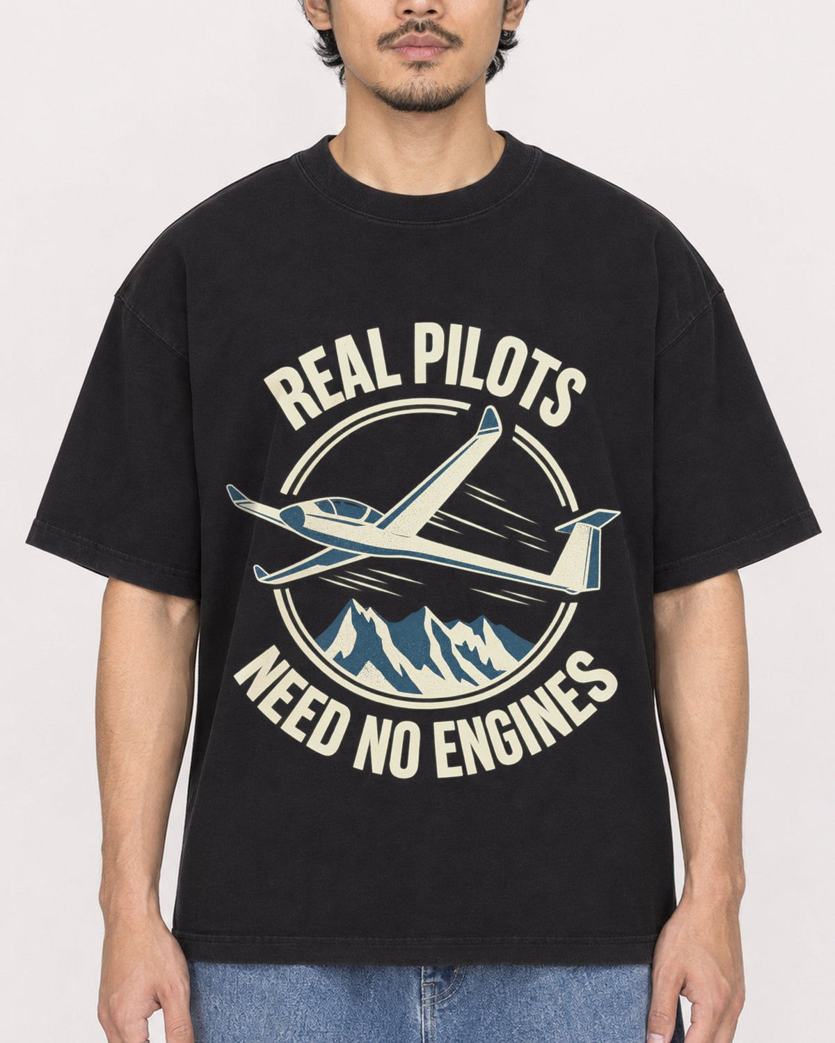 Mockup Boxy Heavyweight Tee Black male close-up 02
