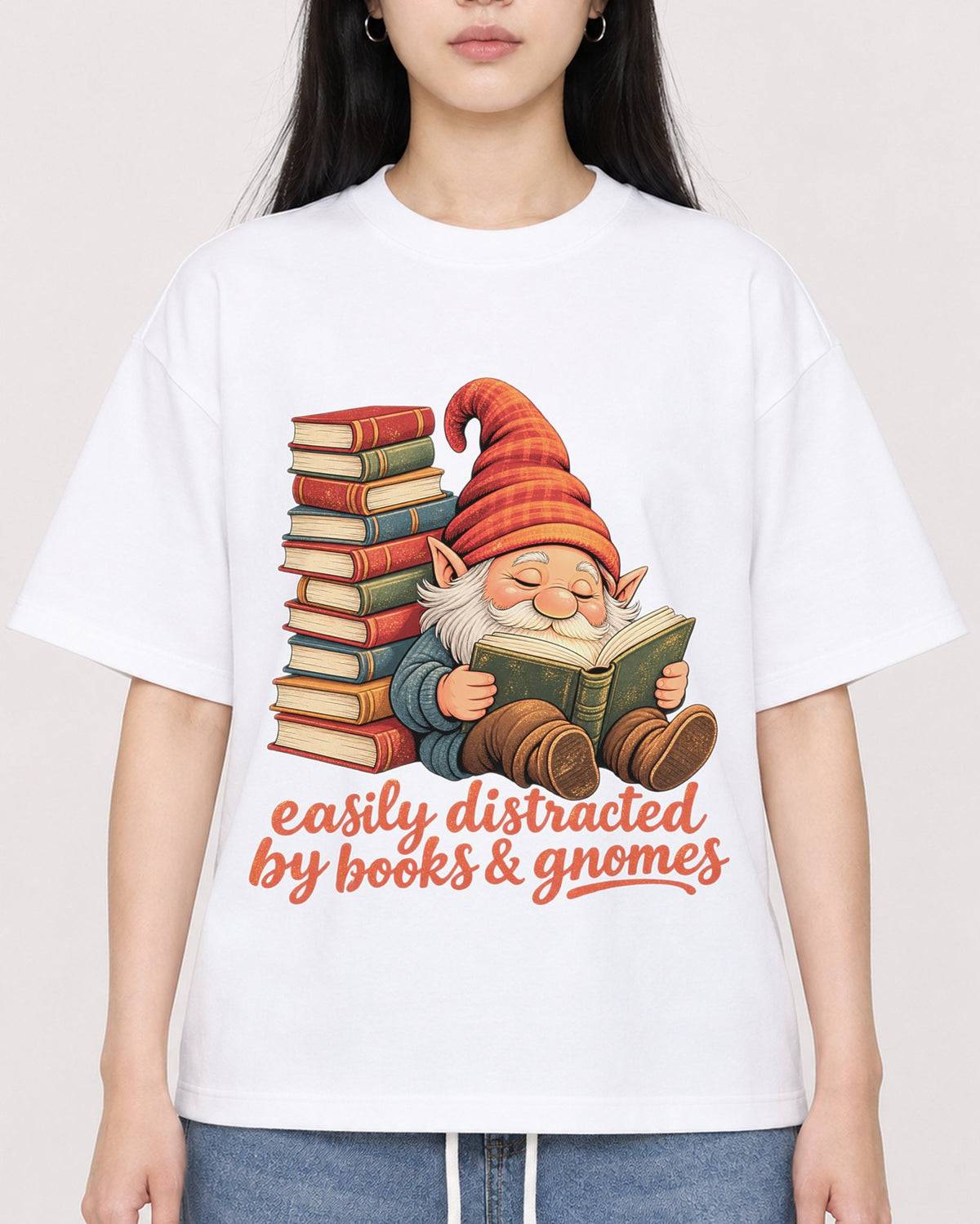Mockup Boxy Heavyweight Tee White female close-up 01