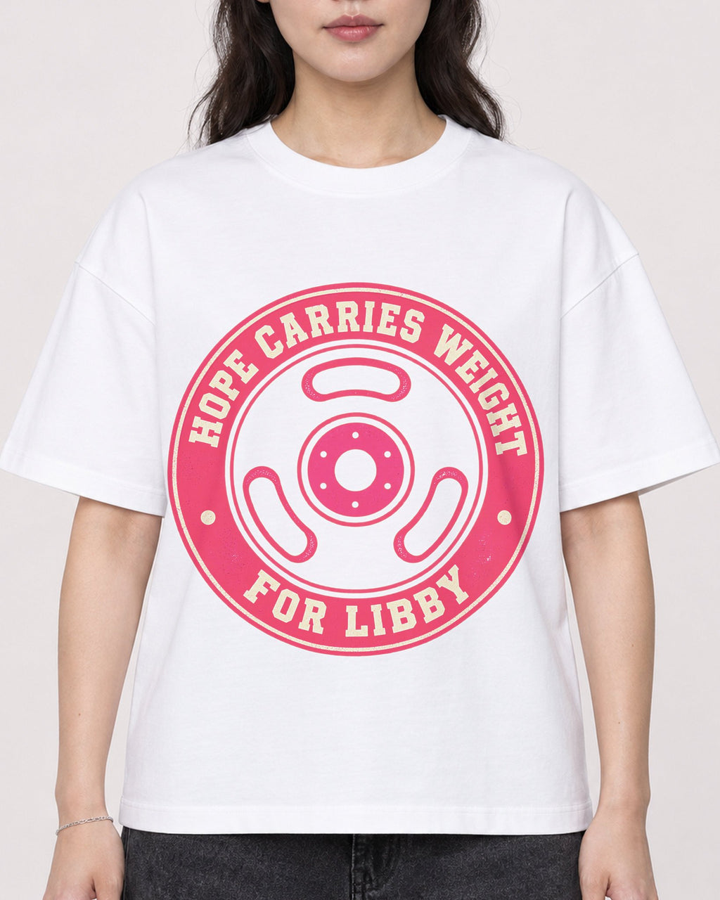 Mockup Boxy Heavyweight Tee White female close-up 03