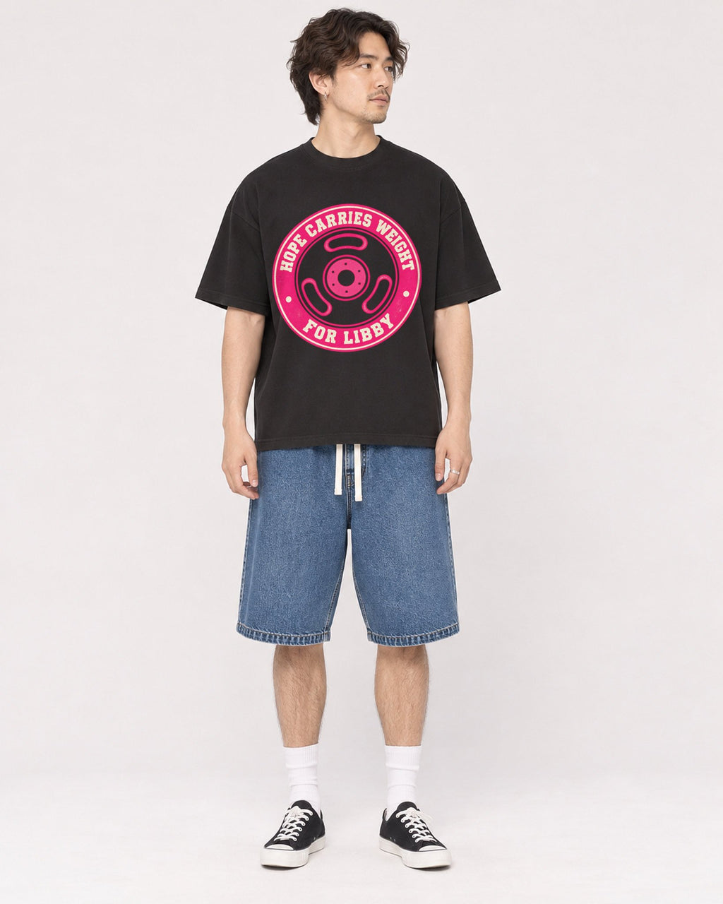 Mockup Boxy Heavyweight Tee Black male full-body 03