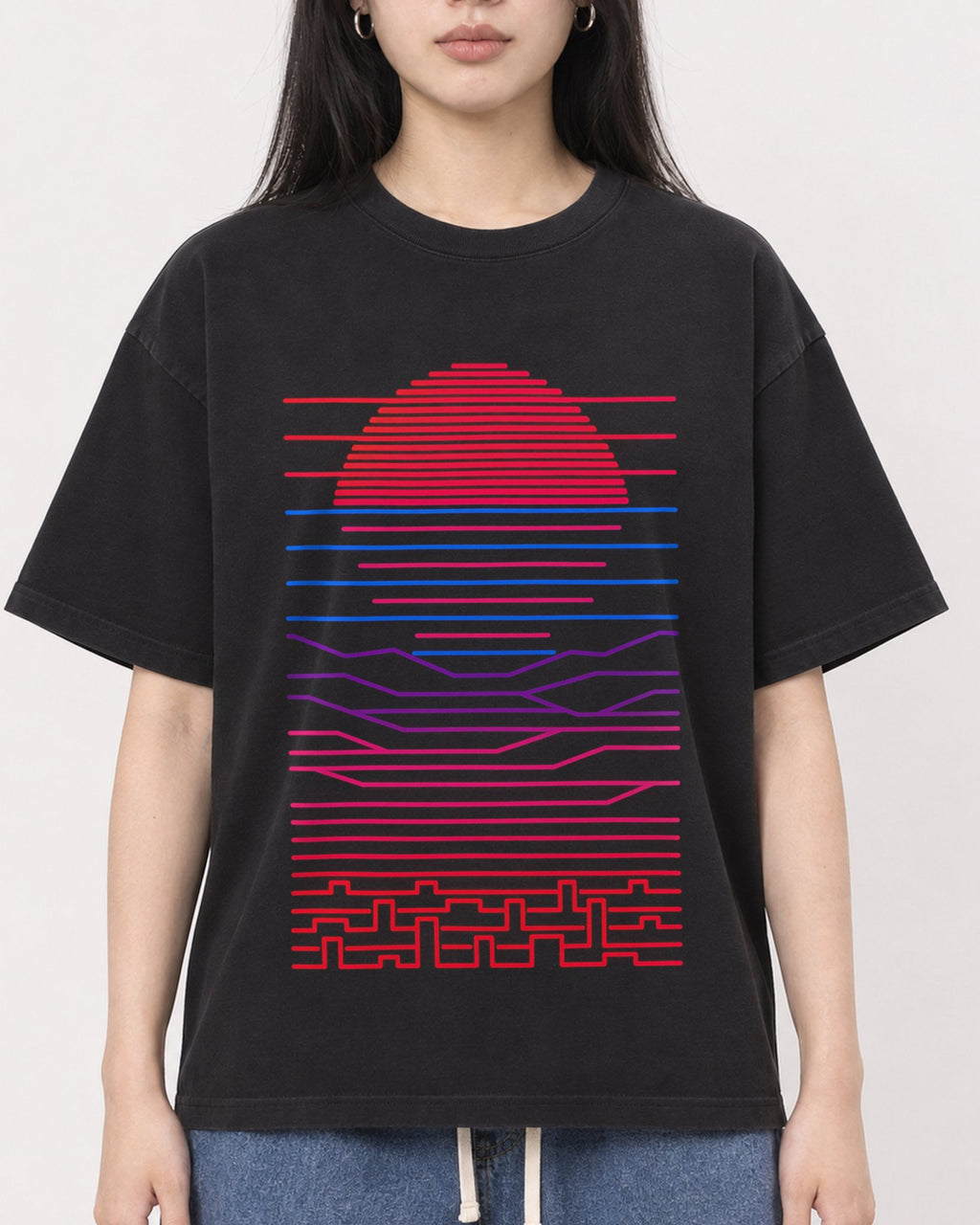 Mockup Boxy Heavyweight Tee Black female close-up 01