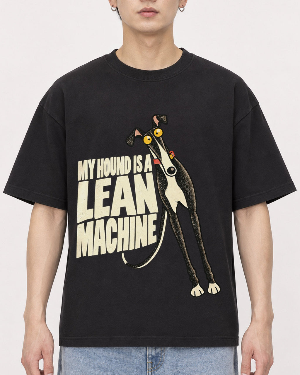 Mockup Boxy Heavyweight Tee Black male close-up 01