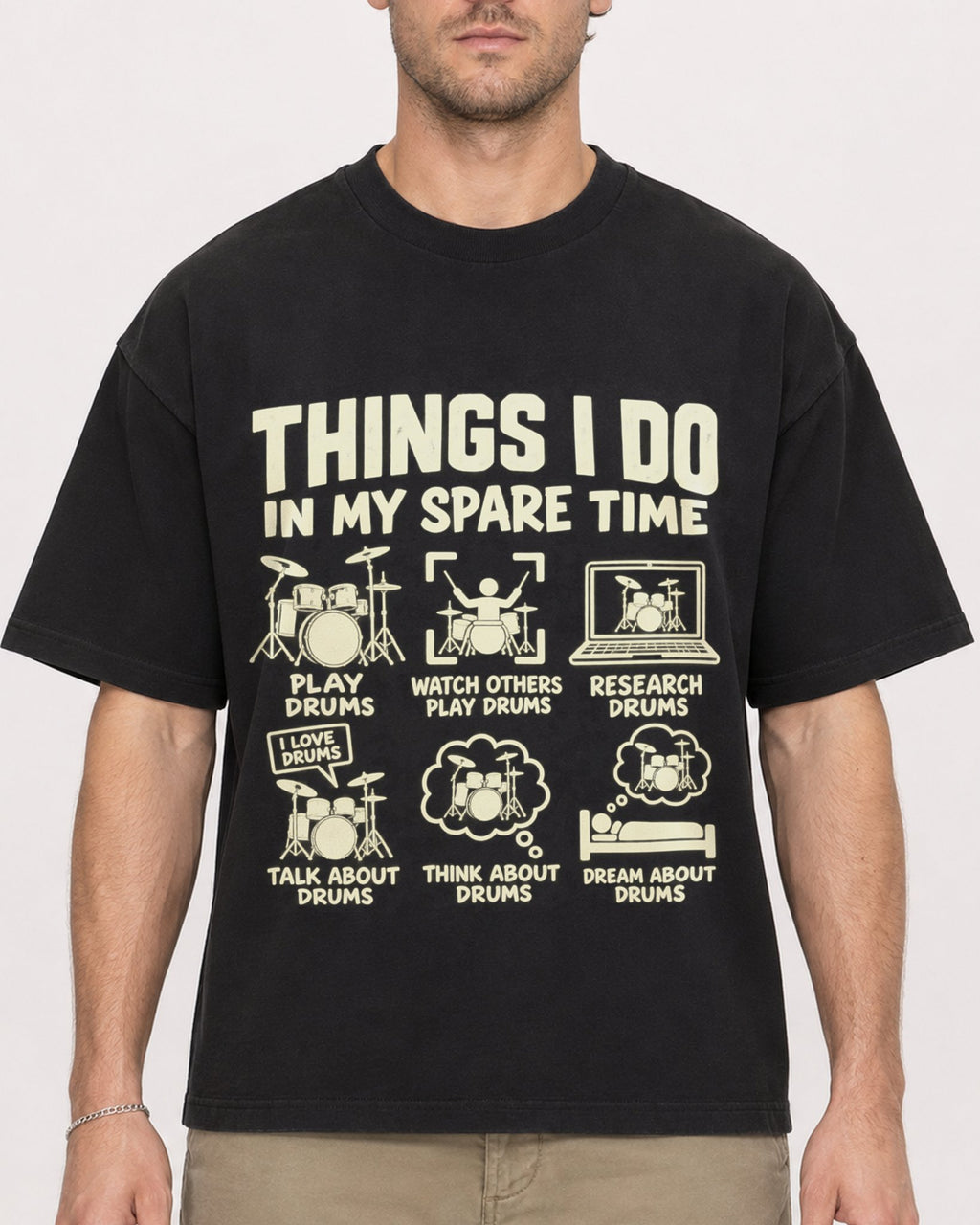 Mockup Boxy Heavyweight Tee Black male close-up 08