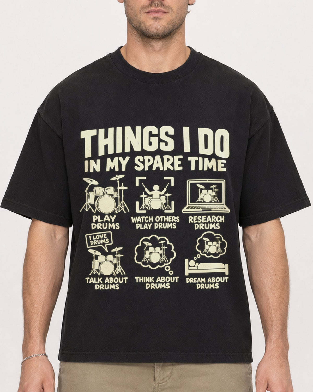 Mockup Boxy Heavyweight Tee Black male close-up 08