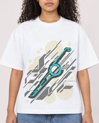 Mockup Boxy Heavyweight Tee White female close-up 10