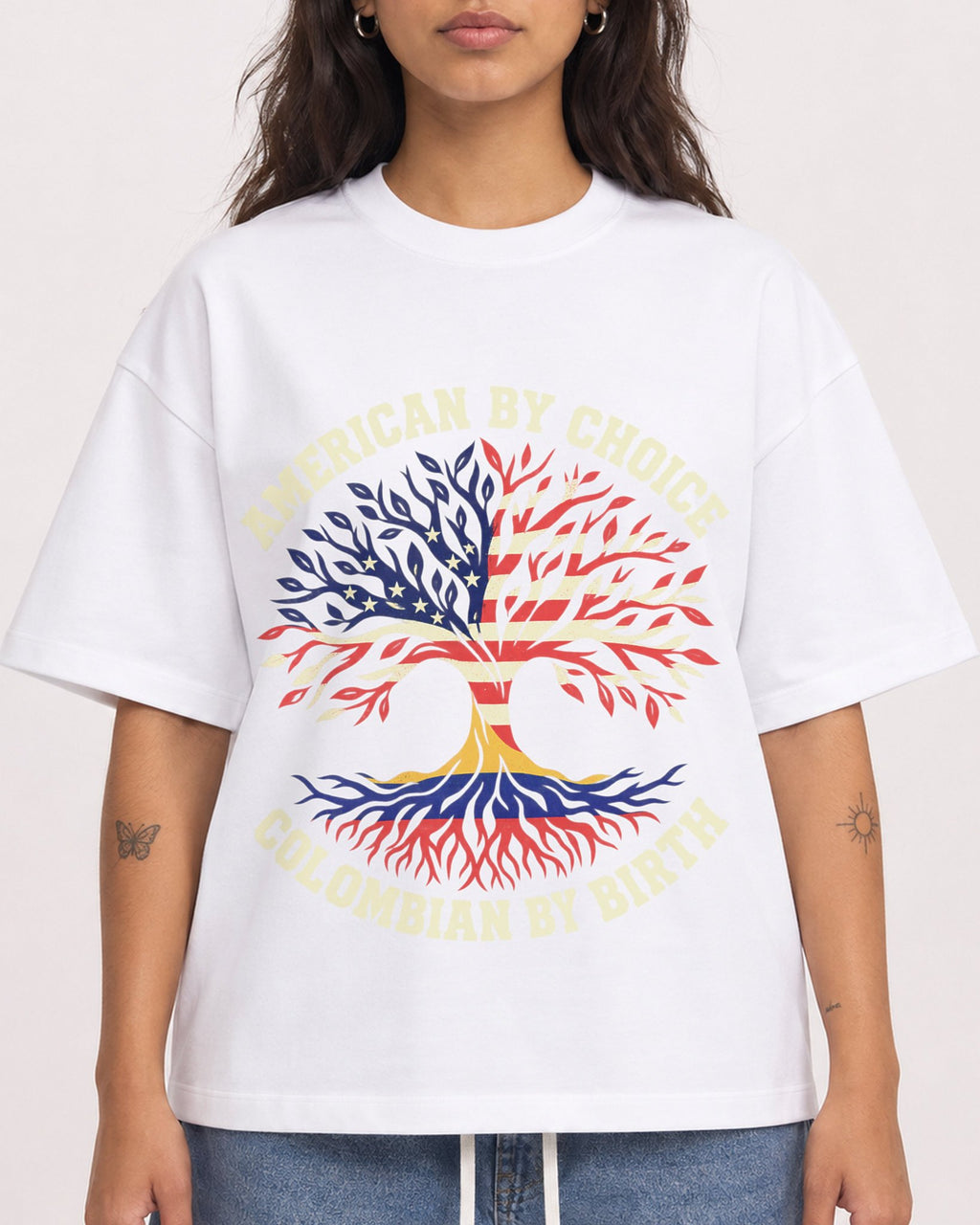Mockup Boxy Heavyweight Tee White female close-up 06