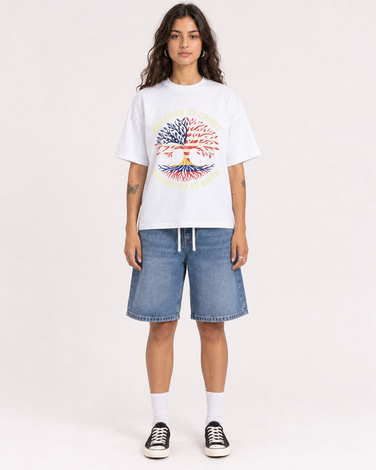 Mockup Boxy Heavyweight Tee White female full-body 06