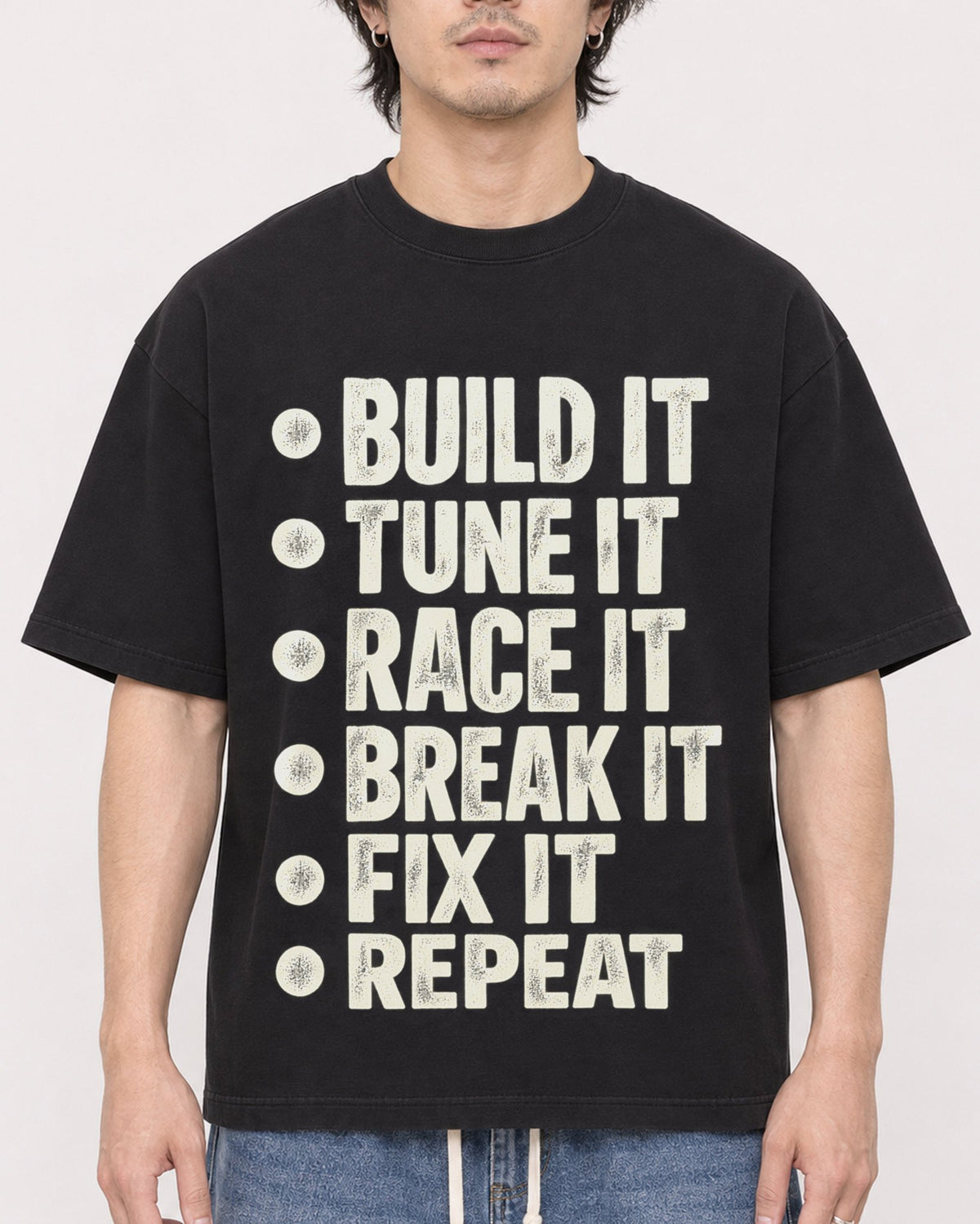 Mockup Boxy Heavyweight Tee Black male close-up 03