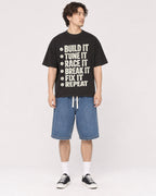 Mockup Boxy Heavyweight Tee Black male full-body 03