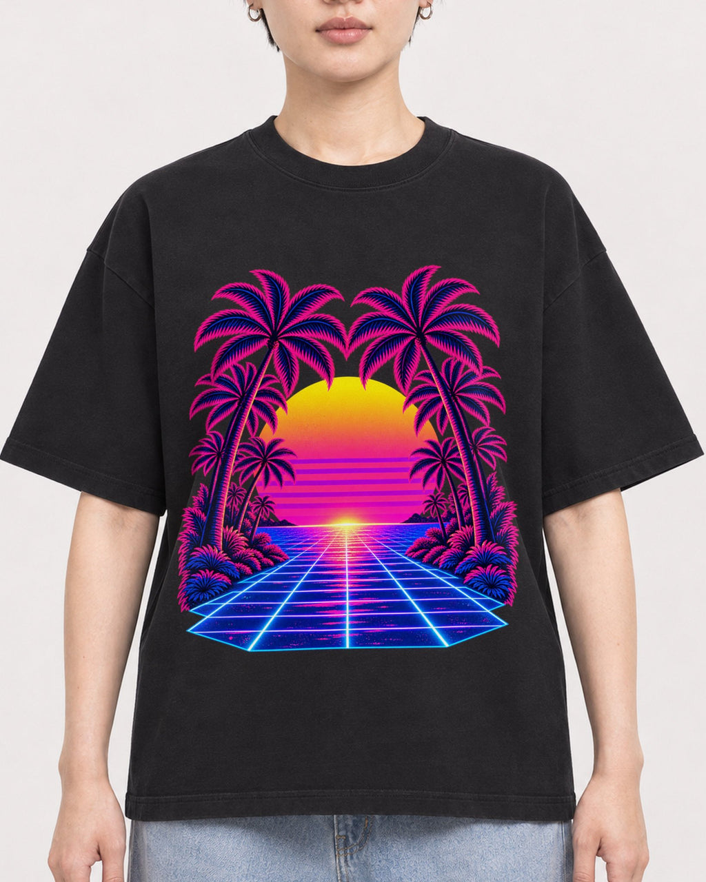Mockup Boxy Heavyweight Tee Black female close-up 23
