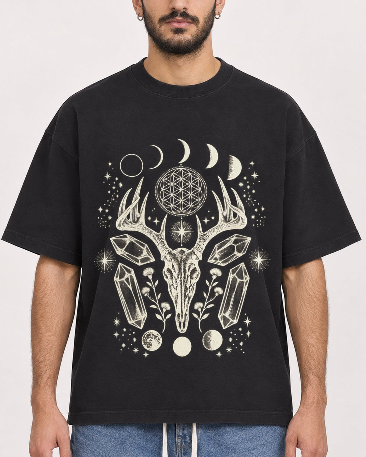 Mockup Boxy Heavyweight Tee Black male close-up 07