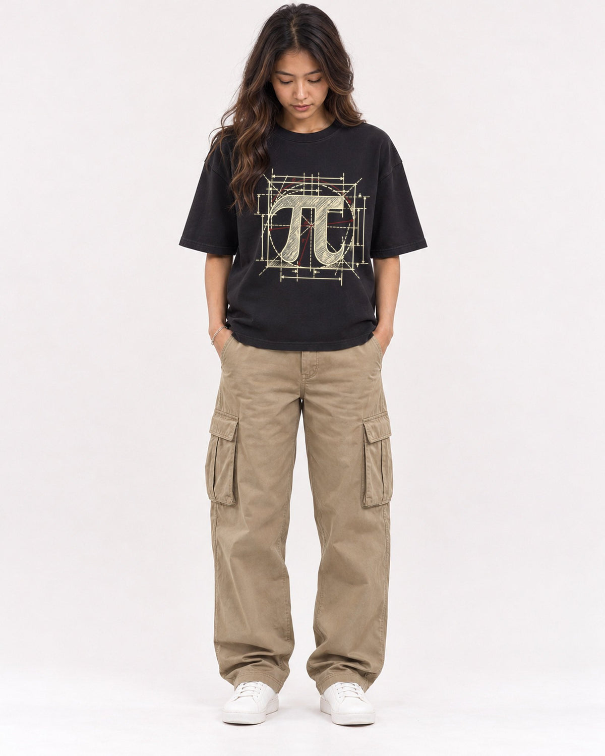 Mockup Boxy Heavyweight Tee Black female full-body 02