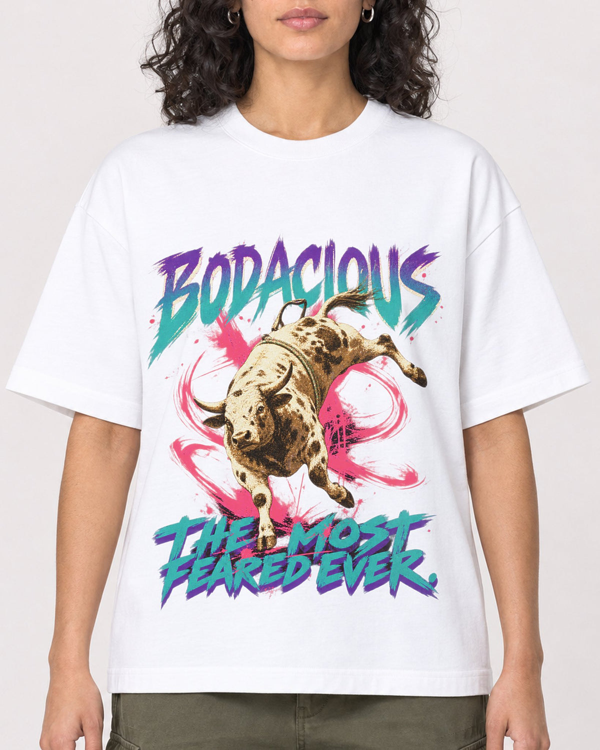 Mockup Boxy Heavyweight Tee White female close-up 27
