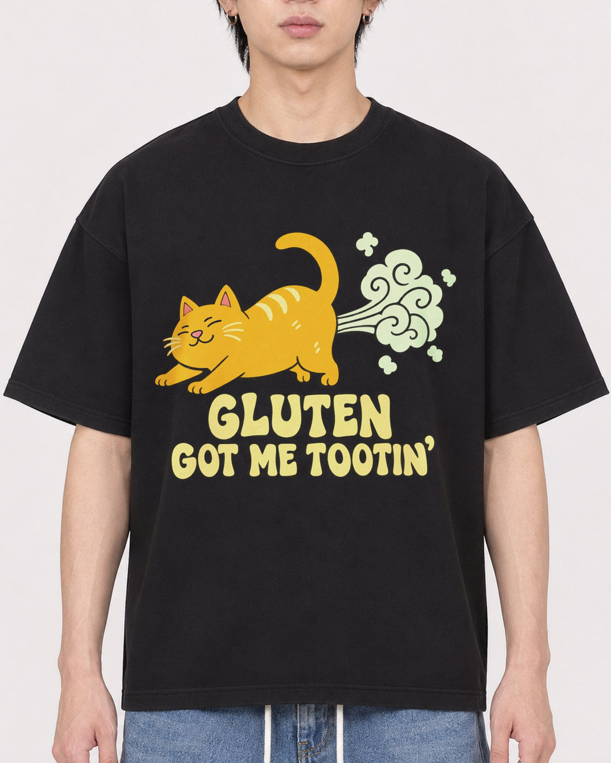 Mockup Boxy Heavyweight Tee Black male close-up 11