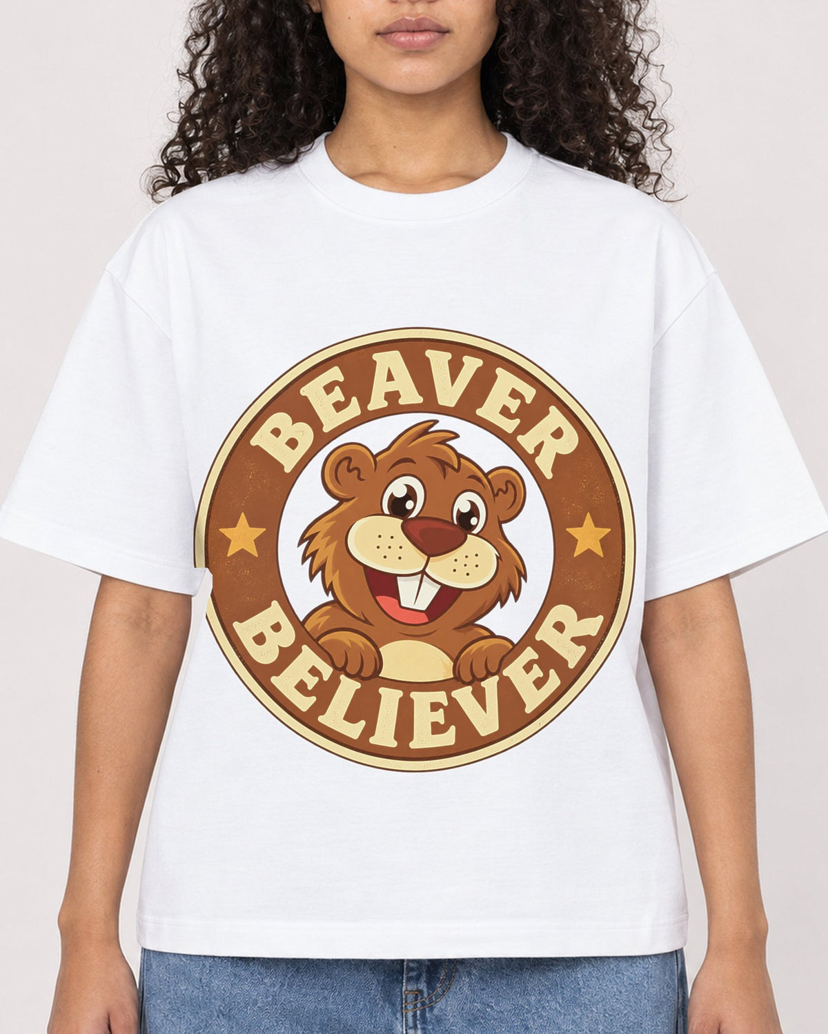 Mockup Boxy Heavyweight Tee White female close-up 10