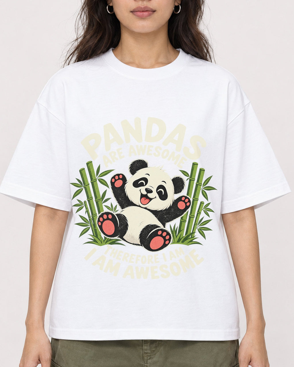 Mockup Boxy Heavyweight Tee White female close-up 02