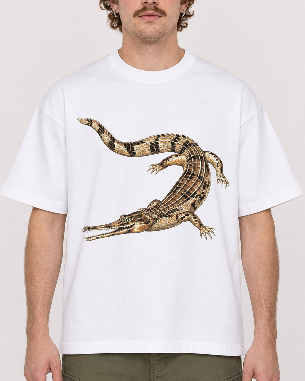 Mockup Boxy Heavyweight Tee White male close-up 09