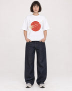 Mockup Boxy Heavyweight Tee White female full-body 39