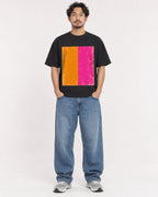 Mockup Boxy Heavyweight Tee Black male full-body 02
