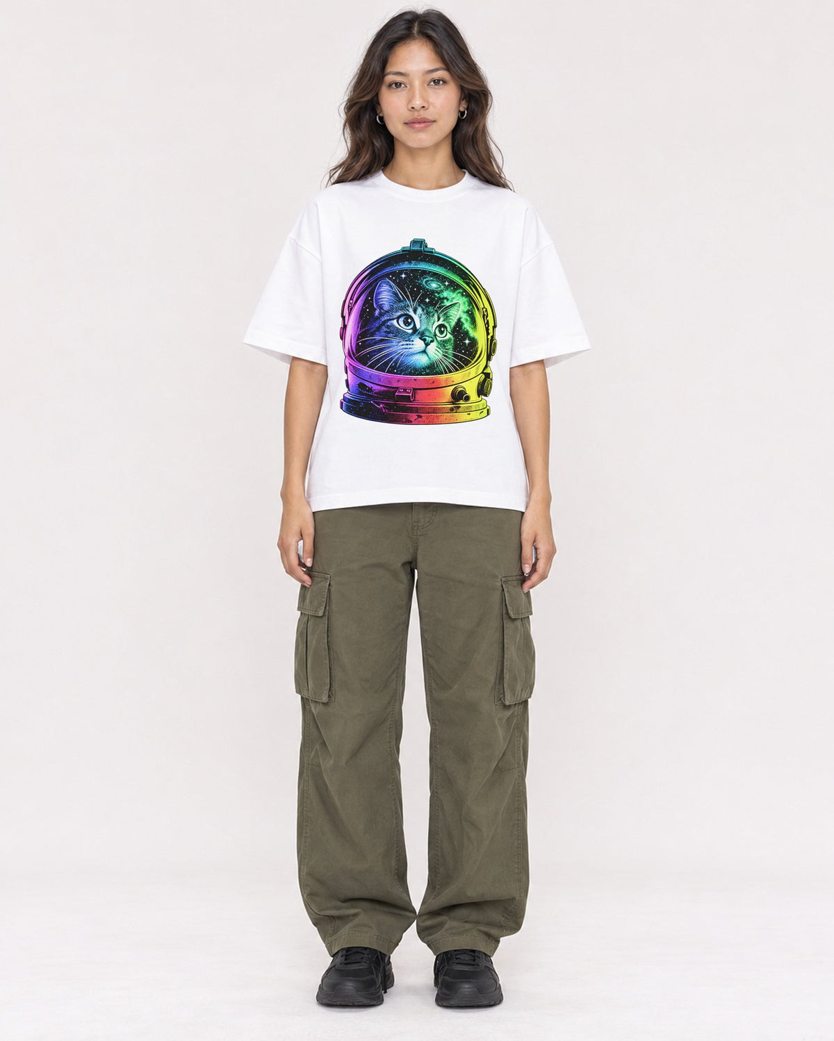 Mockup Boxy Heavyweight Tee White female full-body 02