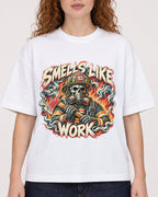 Mockup Boxy Heavyweight Tee White female close-up 09