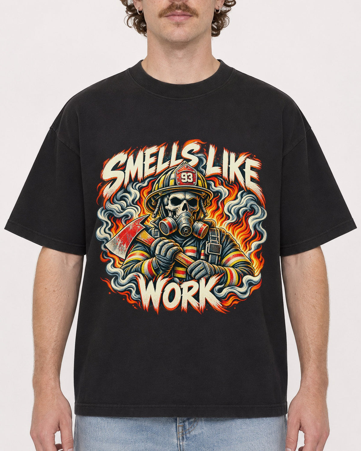 Mockup Boxy Heavyweight Tee Black male close-up 09