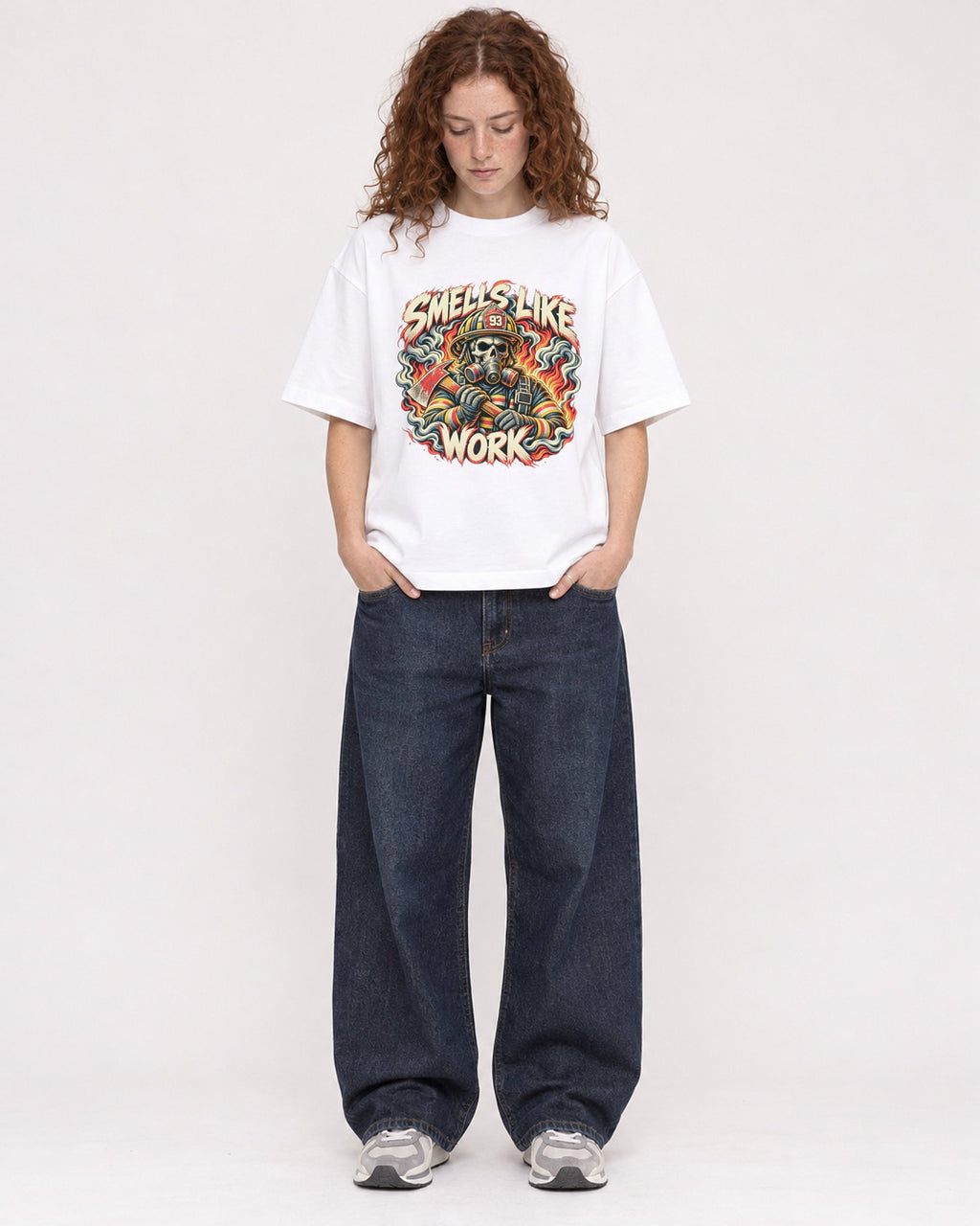 Mockup Boxy Heavyweight Tee White female full-body 09