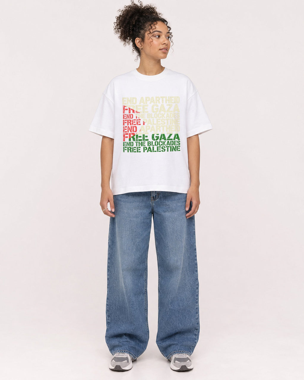 Mockup Boxy Heavyweight Tee White female full-body 20