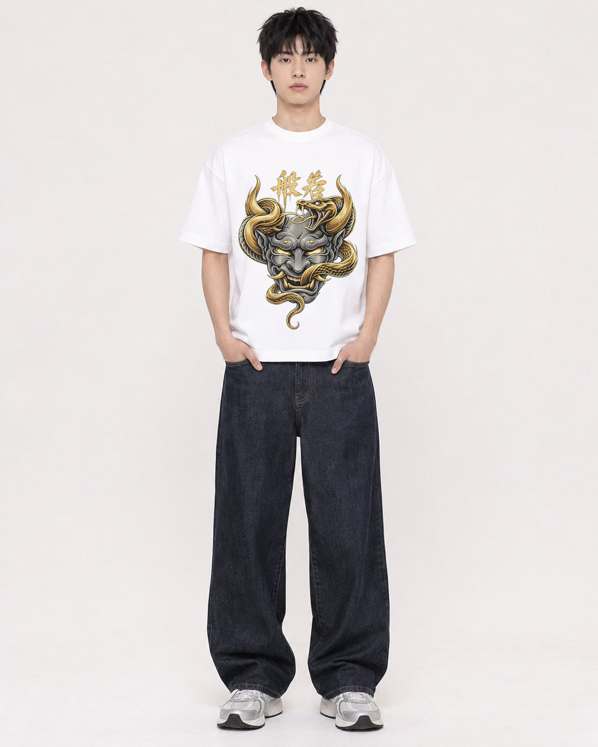 Mockup Boxy Heavyweight Tee White male full-body 01