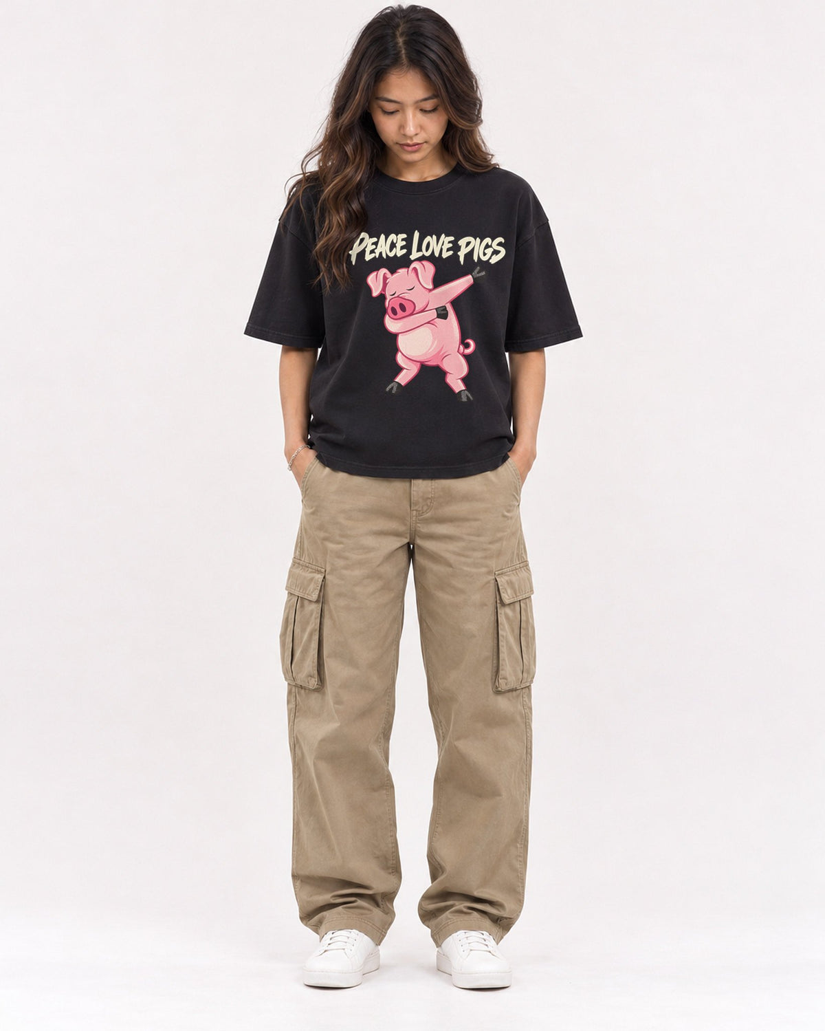 Mockup Boxy Heavyweight Tee Black female full-body 02