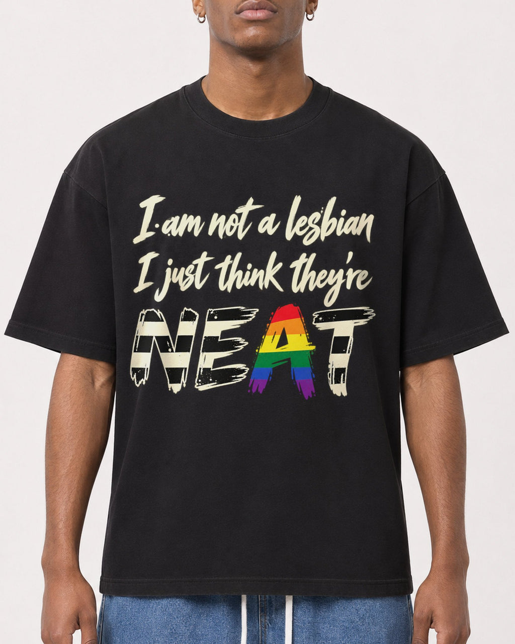 Mockup Boxy Heavyweight Tee Black male close-up 15