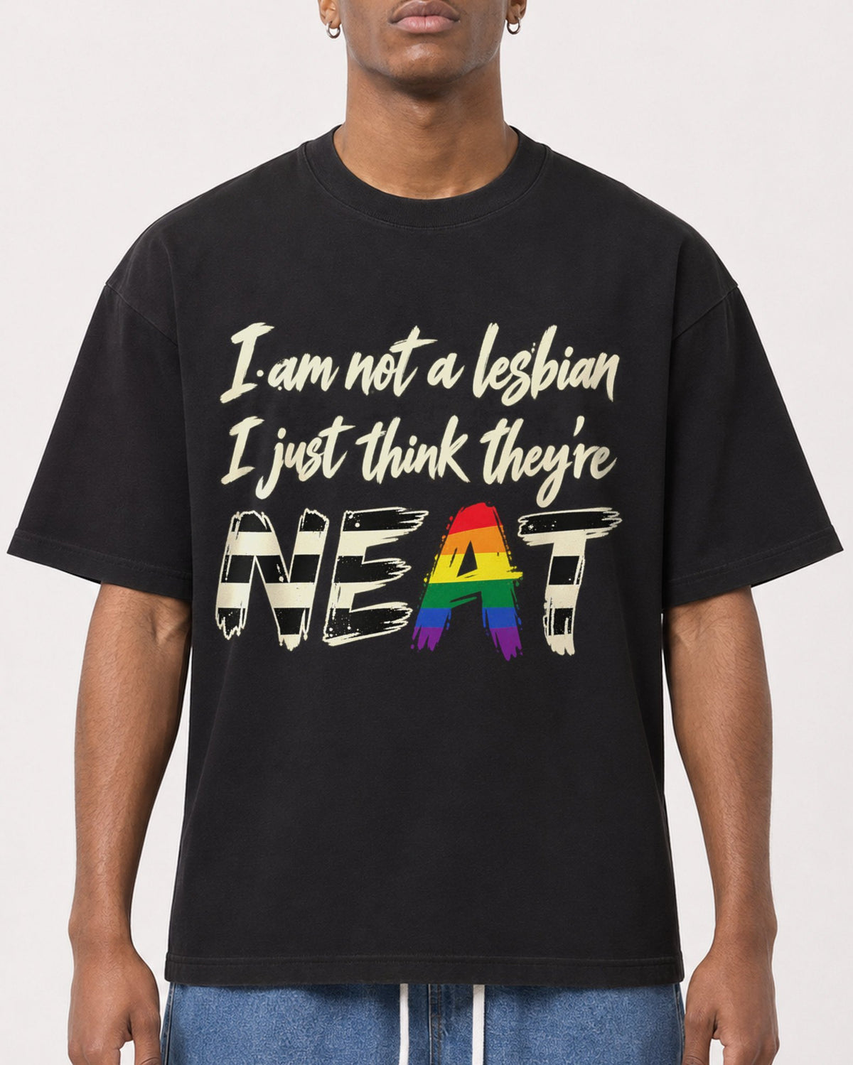 Mockup Boxy Heavyweight Tee Black male close-up 15