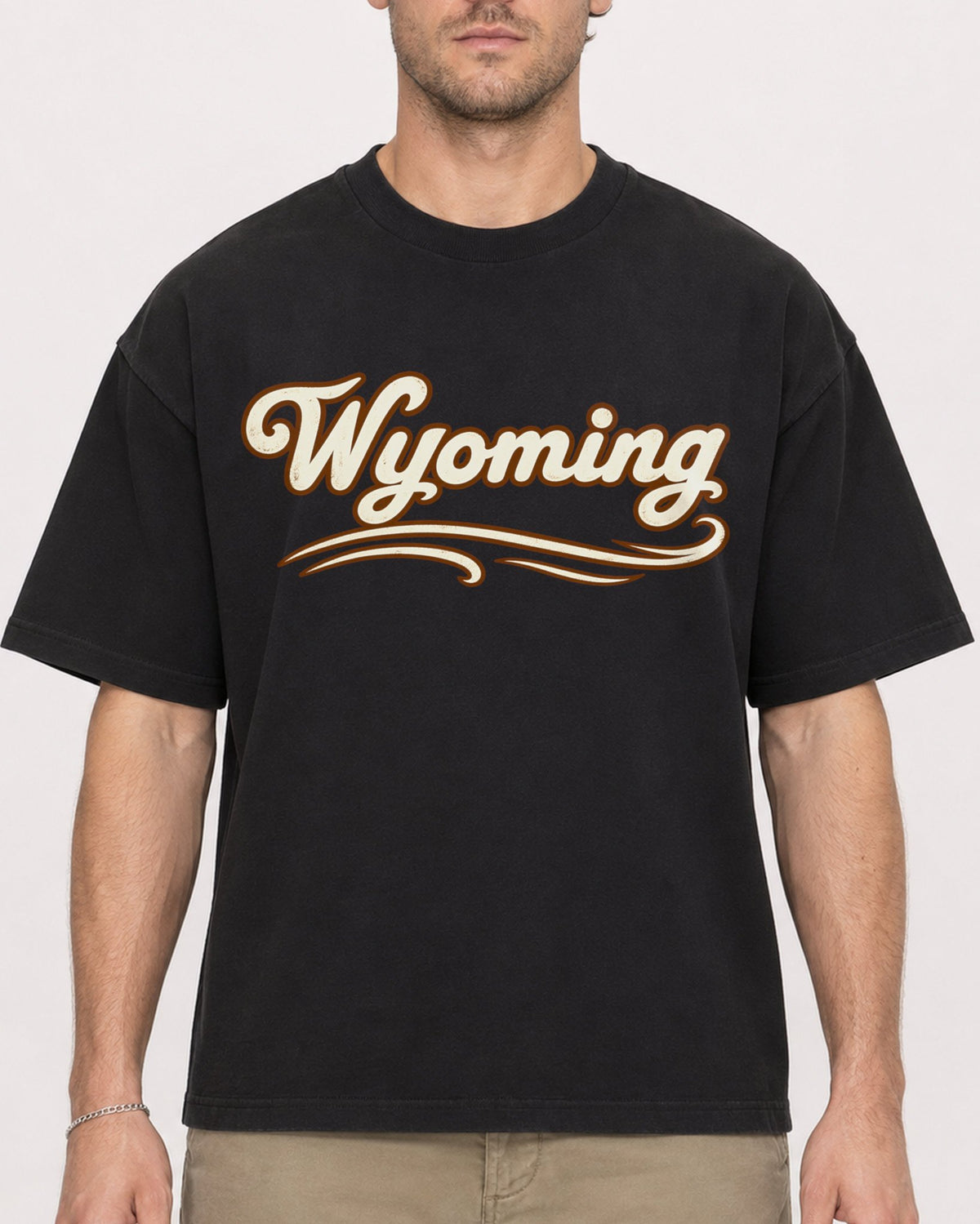 Mockup Boxy Heavyweight Tee Black male close-up 08