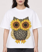 Mockup Boxy Heavyweight Tee White female close-up 03