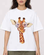 Mockup Boxy Heavyweight Tee White female close-up 02