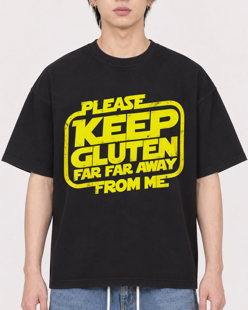 Mockup Boxy Heavyweight Tee Black male close-up 11
