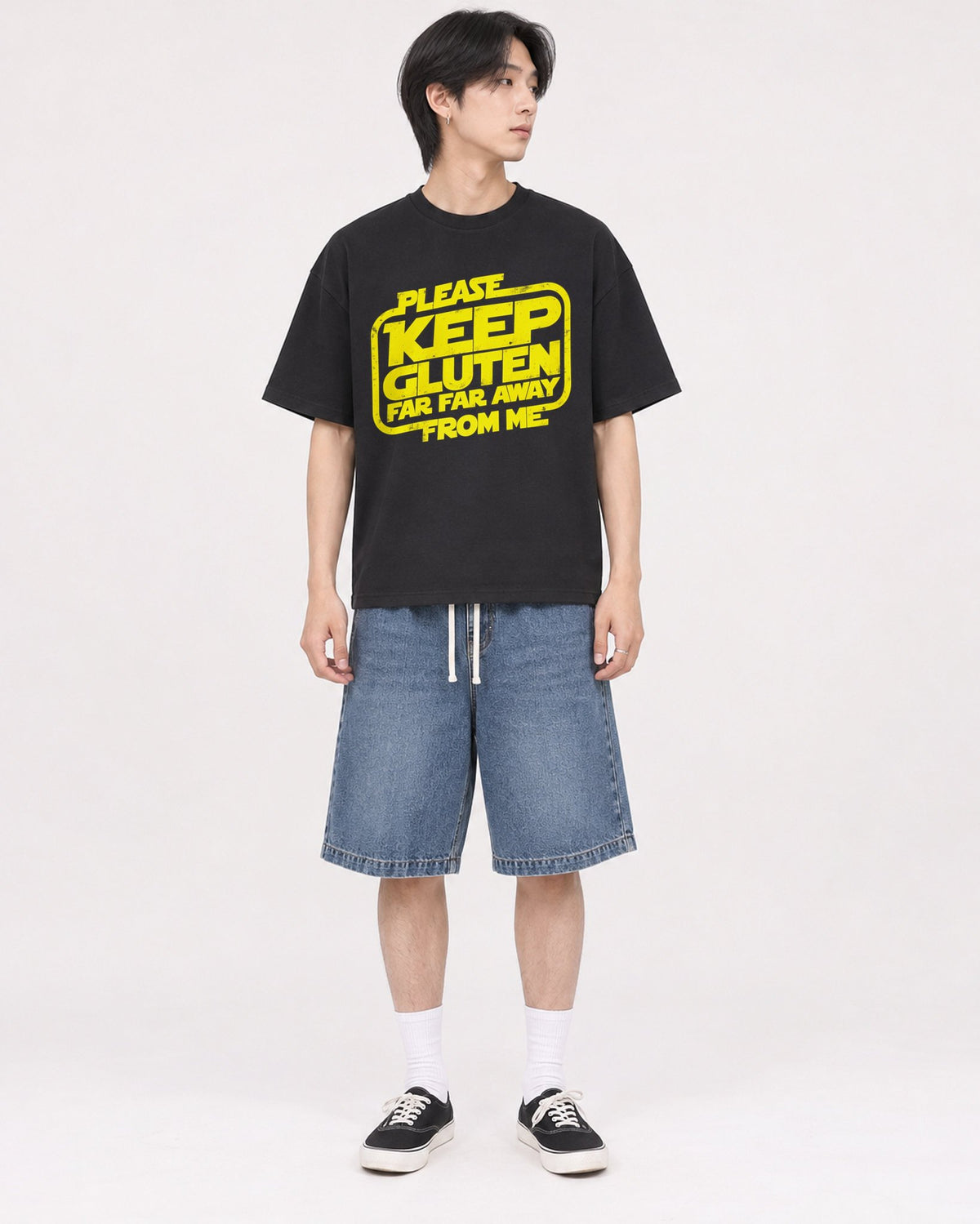 Mockup Boxy Heavyweight Tee Black male full-body 11