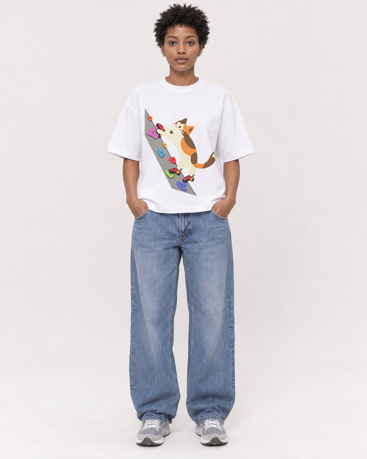Mockup Boxy Heavyweight Tee White female full-body 35